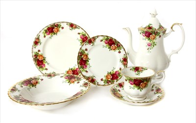 Lot 473 - A quantity of tea and dinner wares