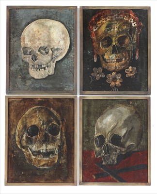Lot 209 - SKULLS