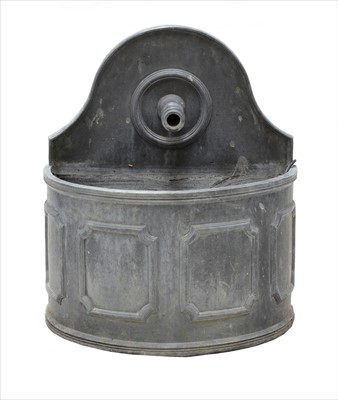 Lot 991 - A lead cistern