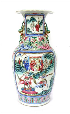 Lot 145 - A Chinese export porcelain famille rose vase