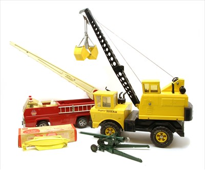 Lot 475 - A quantity of toys