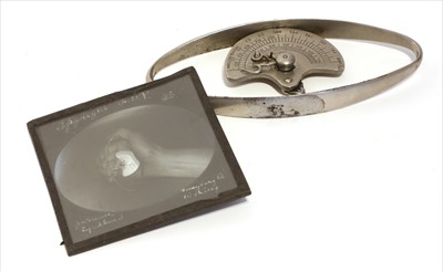 Lot 1167 - A French dynamometer