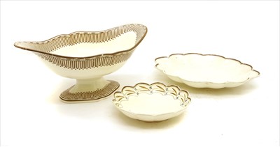 Lot 165 - A Wedgwood Creamware pedestal bowl