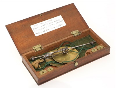 Lot 1206 - A mahogany cased English coin scale