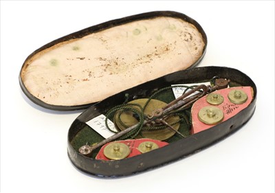 Lot 1258 - A George III coin scale