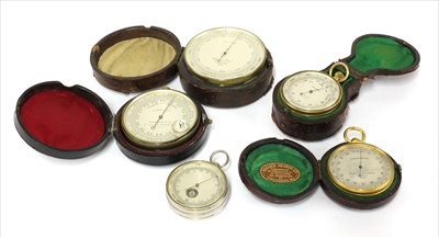 Lot 241 - Five pocket aneroid barometer/altimeters