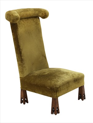Lot 5 - An oak prie-dieu
