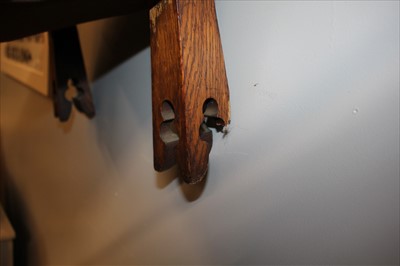 Lot 5 - An oak prie-dieu