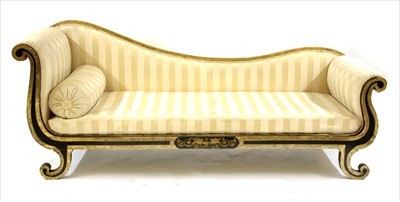 Lot 734 - A Regency style day bed