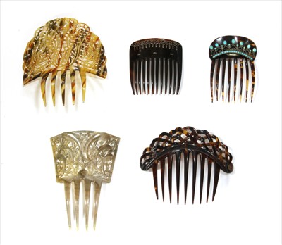 Lot 237 - A piqué point tortoiseshell hair comb