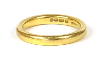 Lot 46 - A 22ct gold wedding ring