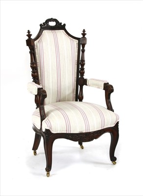 Lot 713 - An Edwardian armchair