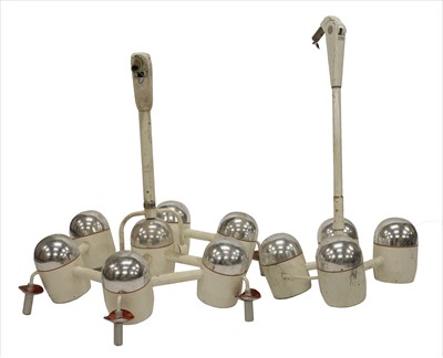 Lot 399 - A six-light operating theatre rig