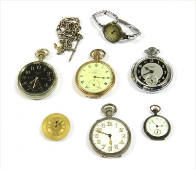 Lot 97 - A WWI Royal Flying Corps military cockpit watch