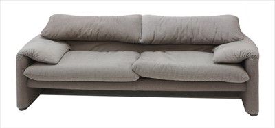 Lot 664 - A 'Maralunga' settee