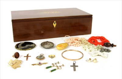 Lot 97 - A quantity of jewellery