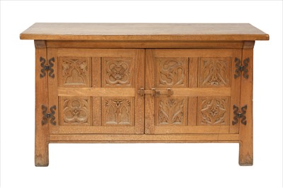 Lot 228 - An oak sideboard