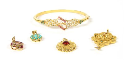 Lot 79 - A quantity of gold jewellery