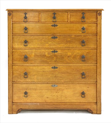Lot 7 - A Gillows oak chest of drawers