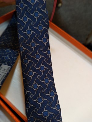 Lot 246 - An Hermès tie