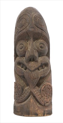 Lot 191 - An Oceanic carved figure or totem