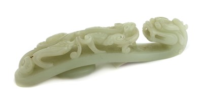Lot 187 - A Chinese jade belt hook