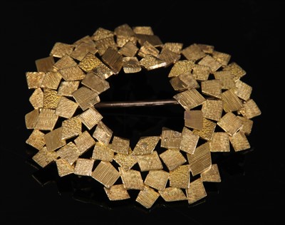 Lot 159 - An 18ct gold brooch by Asprey & Co. Ltd., c.1970