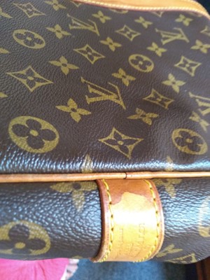 Lot 430 - A Louis Vuitton monogrammed canvas Keepall 50 holdall