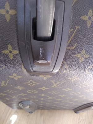 Lot 431 - A Louis Vuitton monogrammed canvas cabin bag
