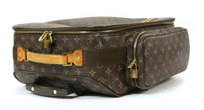 Lot 431 - A Louis Vuitton monogrammed canvas cabin bag