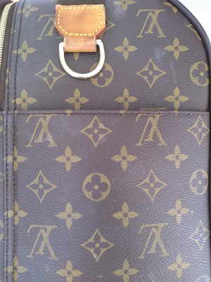 Lot 431 - A Louis Vuitton monogrammed canvas cabin bag