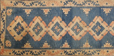 Lot 381 - A modern runner