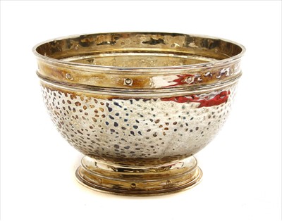 Lot 132 - A small Arts & Crafts hammered silver bowl