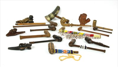 Lot 203 - Seventeen South African pipes