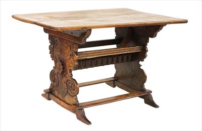 Lot 897 - An Italian walnut table