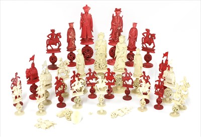 Lot 162 - An Anglo-Chinese ivory and stained ivory chess set