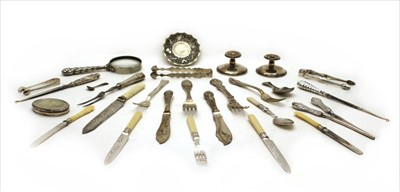 Lot 94 - Various silver boxes