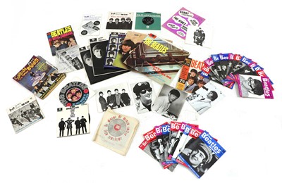 Lot 533 - A collection of The Beatles vinyl records and ephemera