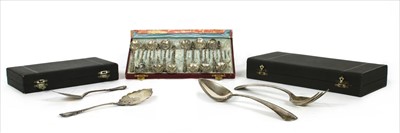 Lot 93 - A small mixed lot of Dutch silver