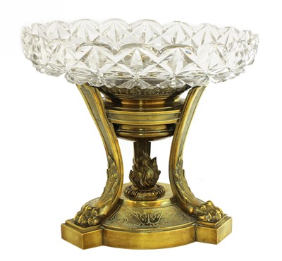 Lot 349 - A brass tazza