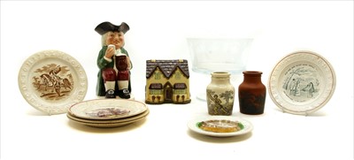 Lot 286 - Ceramics