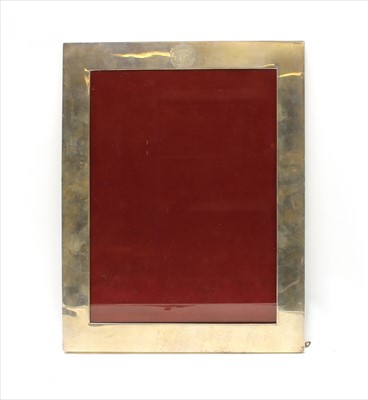 Lot 150 - An early 20th century silver photograph frame