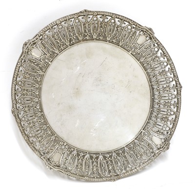 Lot 83 - An American silver pierced and footed dish