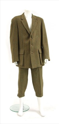 Lot 1161 - A William Evans gentleman's green single breasted tweed two piece trouser & jacket suit