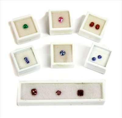 Lot 162 - A quantity of unmounted gemstones