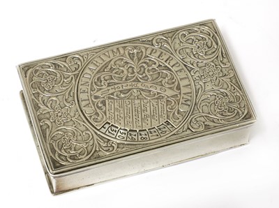 Lot 81 - A German silver perpetual calendar snuff box