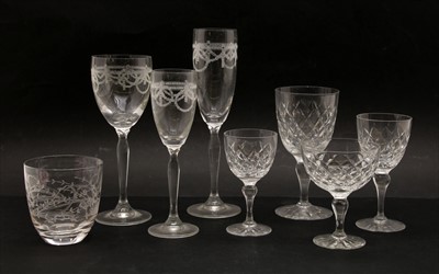 Lot 335 - A large suite of cut glass