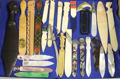 Lot 215 - Two boxes of novelty bookmarks and paperknives
