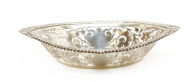 Lot 232 - A silver bon-bon dish