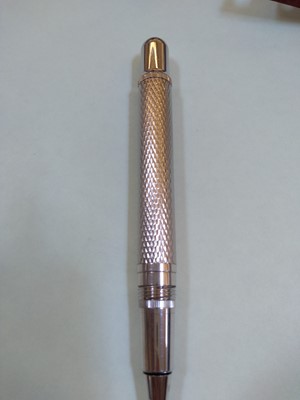 Lot 248 - A Dunhill 'Sentryman' palladium plated rollerball pen